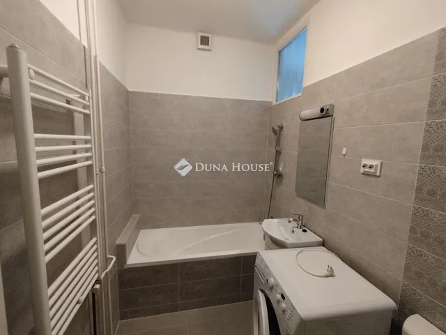 Kiadó lakás Tatabánya, Győri út 55 nm