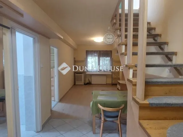 Kiadó lakás Tatabánya 120 nm