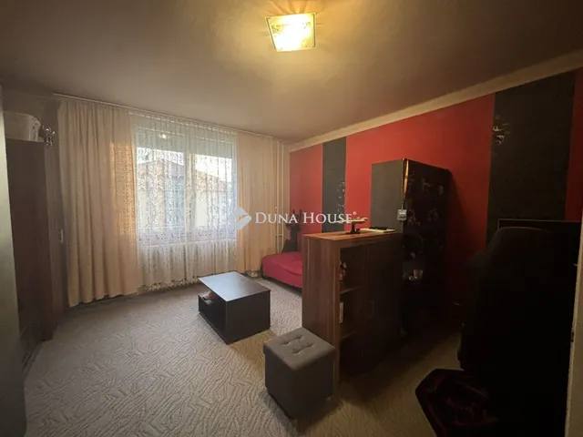 Eladó lakás Tatabánya, Dr. Vitális István utca 63 nm