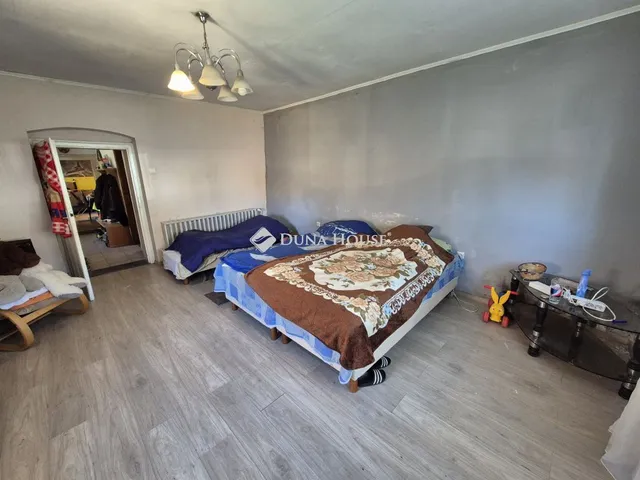 Eladó ház Környe 146 nm