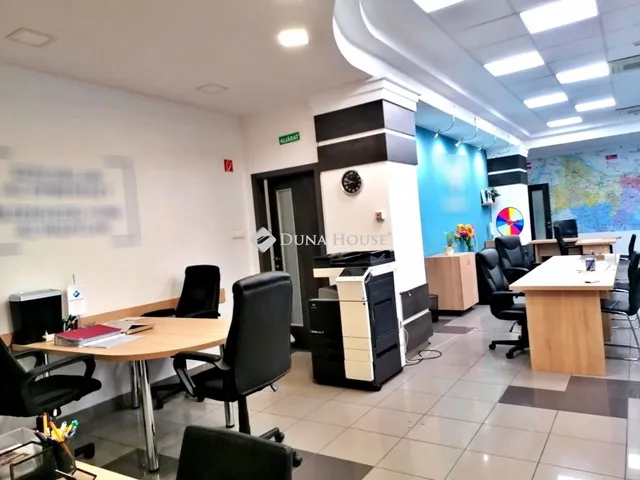 Eladó kereskedelmi és ipari ingatlan Győr, Árpád út 205 nm