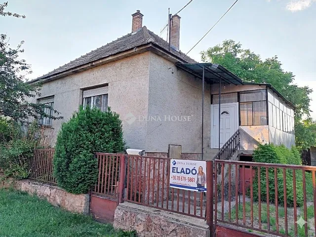 Eladó ház Mocsa 81 nm