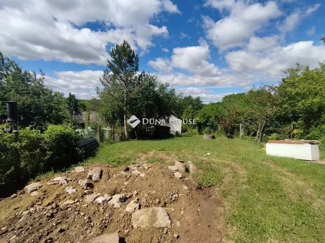 Eladó telek Tatabánya 508 nm