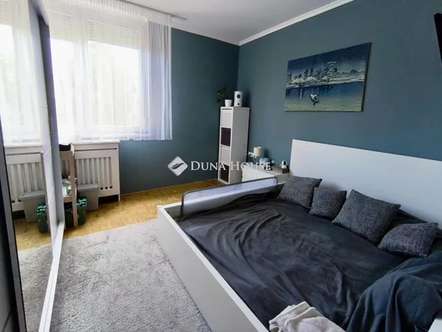 Eladó lakás Tatabánya, Ifjúság utca 66 nm