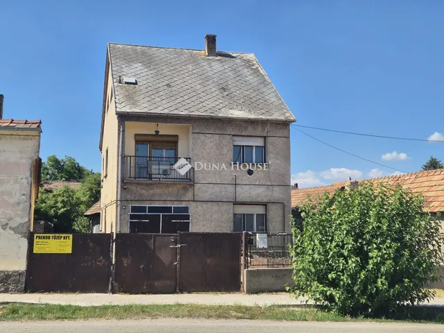 Eladó ház Környe 139 nm
