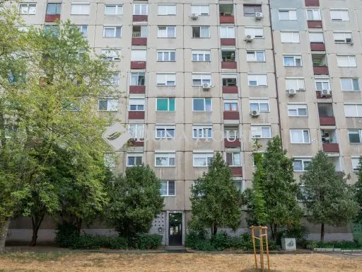 Eladó lakás Tatabánya, Ifjúság út 36 nm