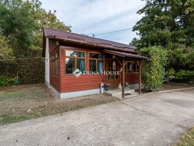 Eladó ház Komárom, Újszállási utca 87 nm