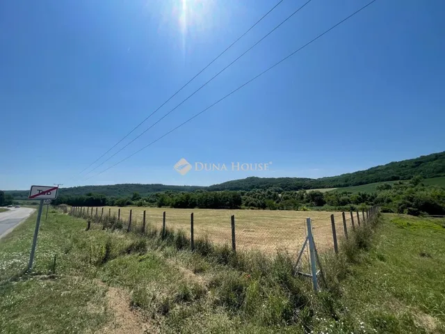 Eladó telek Tab 10610 nm