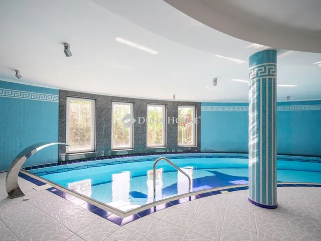 Eladó ház Budapest II. kerület 419 nm