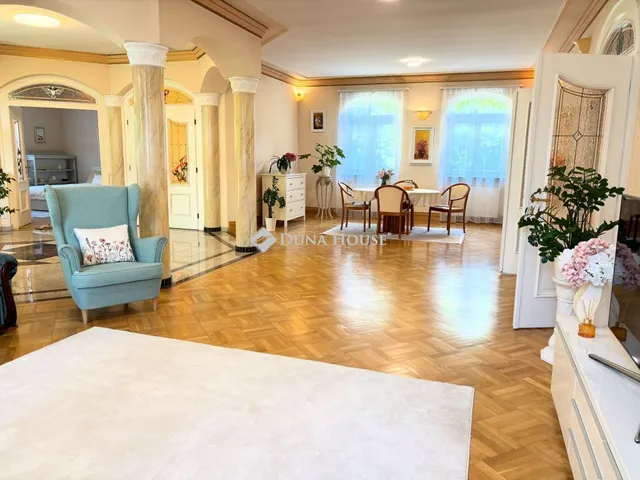 Eladó ház Budapest XVI. kerület 475 nm