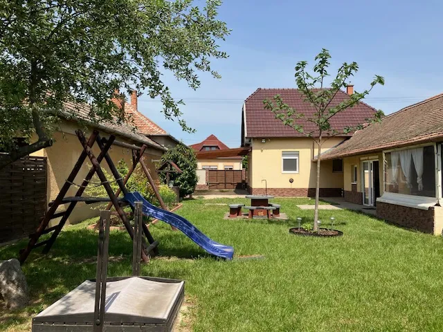 Eladó ház Törökszentmiklós 102 nm