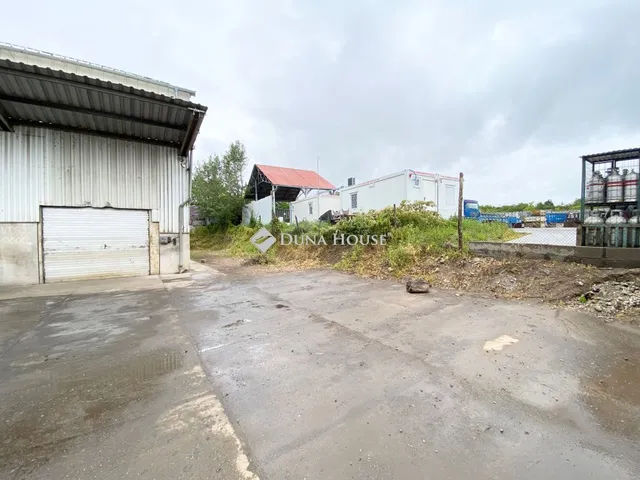 Eladó kereskedelmi és ipari ingatlan Kistarcsa 557 nm