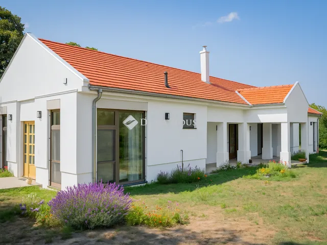Eladó ház Tiszaalpár 146 nm