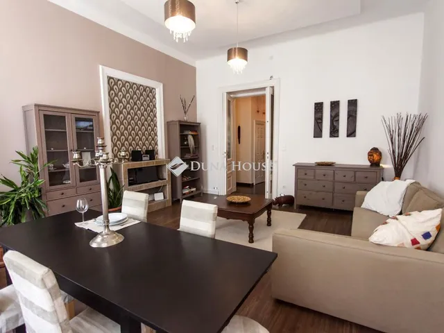 Eladó lakás Budapest VI. kerület 94 nm