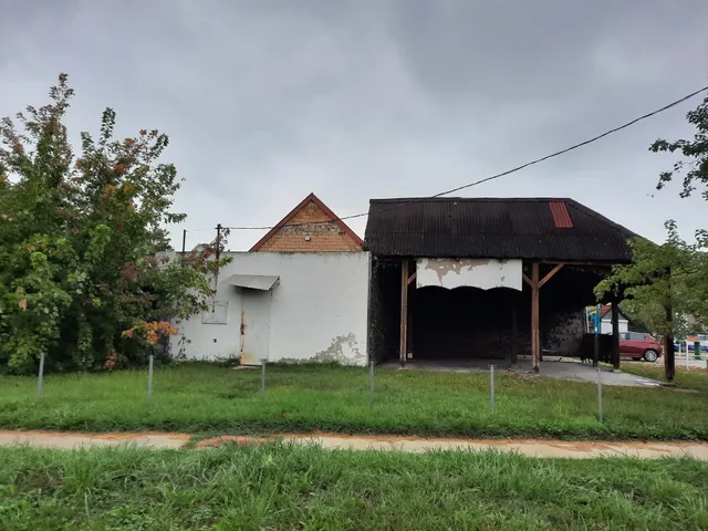 Eladó telek Balatonmáriafürdő 290 nm