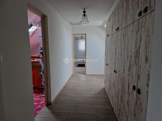 Eladó ház Balatonfenyves 124 nm