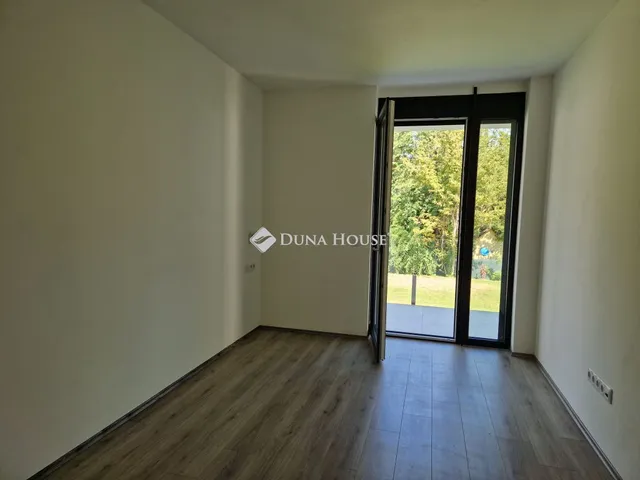 Eladó lakás Balatonfenyves 54 nm