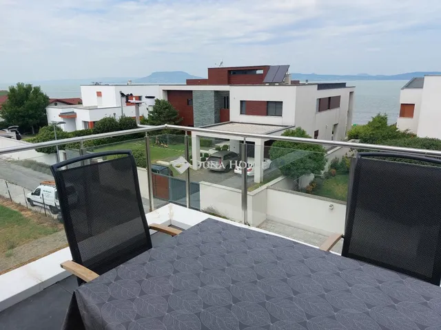 Eladó lakás Balatonboglár 116 nm