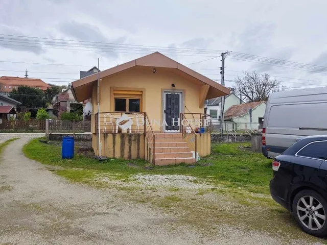 Kiadó telek Fonyód 2142 nm