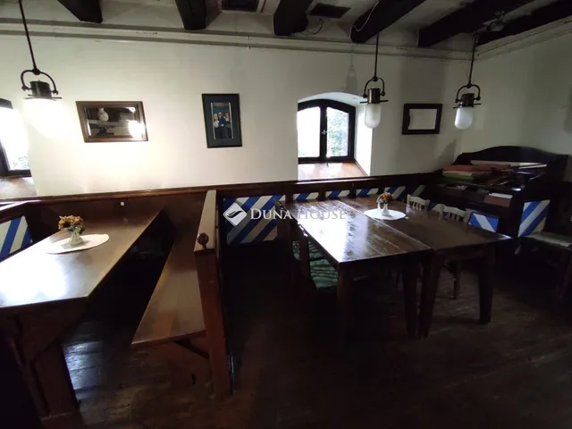Eladó kereskedelmi és ipari ingatlan Fonyód 3622 nm