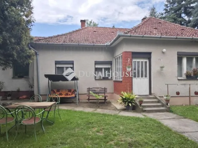 Eladó ház Szenta 82 nm