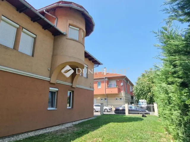 Eladó lakás Balatonboglár 100 nm