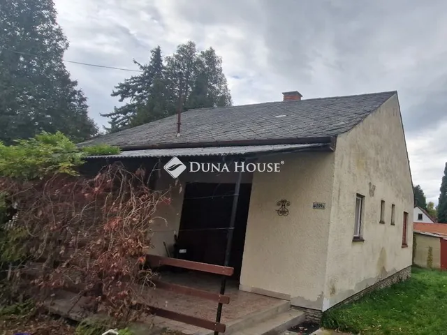 Eladó ház Balatonfenyves 37 nm