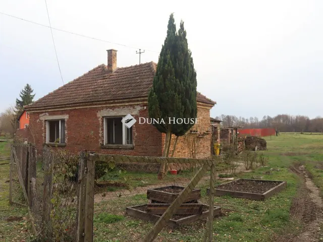 Eladó ház Nemesvid, Templom utca 76 nm