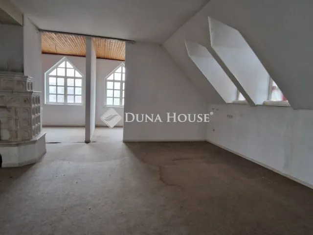 Eladó ház Fonyód 333 nm