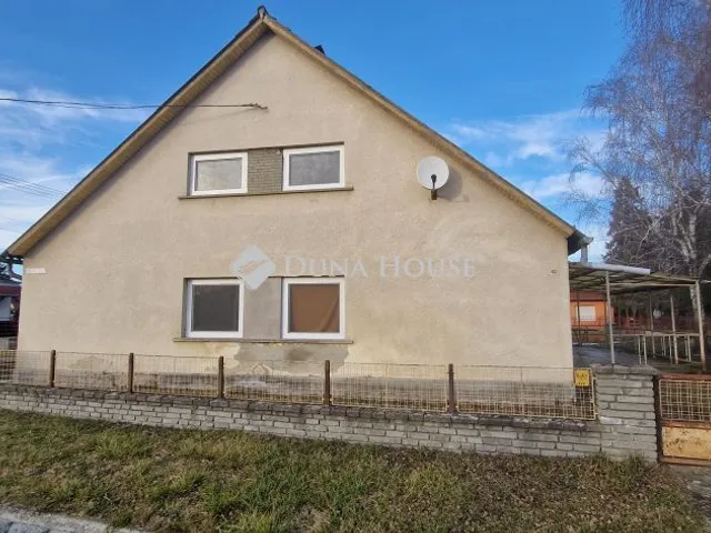 Eladó ház Balatonmáriafürdő 120 nm