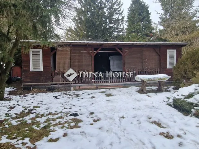 Eladó üdülő és hétvégi ház Balatonfenyves 68 nm