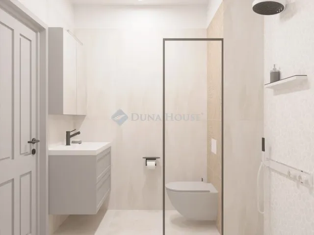 Eladó lakás Fonyód, Fő utca 92 nm