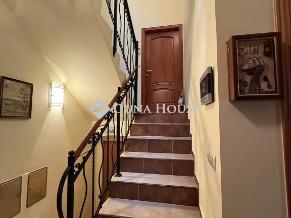 Eladó ház Balatonboglár, Napsugár utca 231 nm