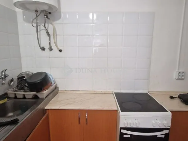 Eladó üdülő és hétvégi ház Balatonkeresztúr, Keszeg utca 199 nm