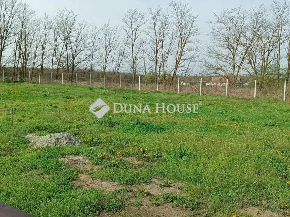 Eladó telek Buzsák 912 nm