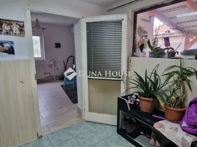 Eladó ház Pusztakovácsi, Fő utca 110 nm