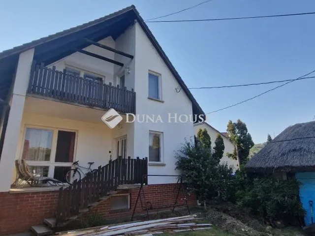 Eladó ház Fonyód 213 nm