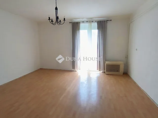 Eladó lakás Budapest XXI. kerület 37 nm