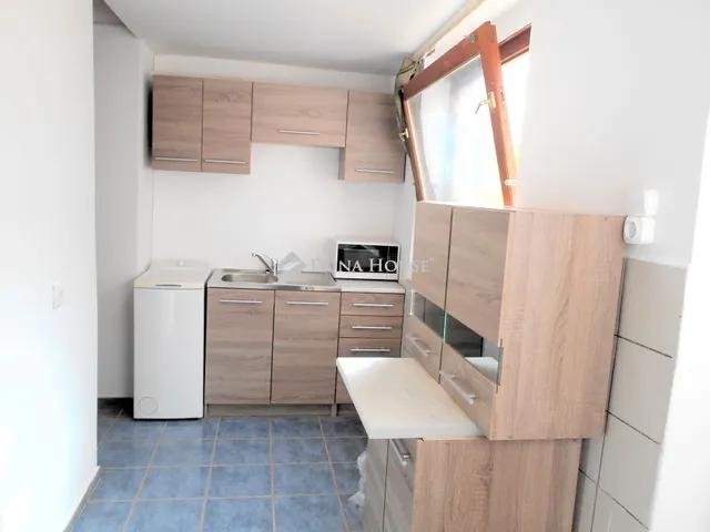 Eladó lakás Budapest XX. kerület, Határ út 38 nm