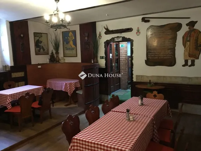 Eladó kereskedelmi és ipari ingatlan Budapest VII. kerület, Garay utca 238 nm