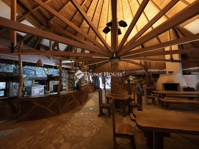 Eladó kereskedelmi és ipari ingatlan Nőtincs 2607 nm