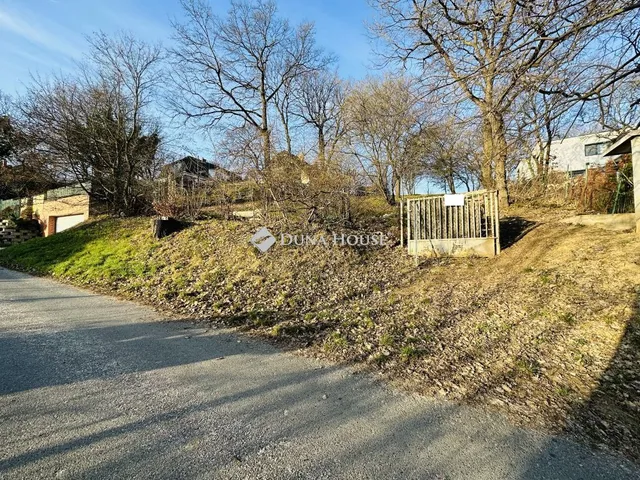Eladó telek Budaörs 1062 nm
