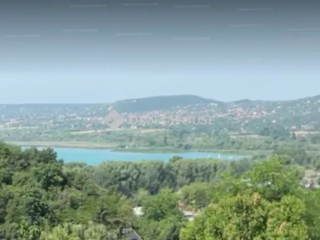 Eladó telek Balatonfűzfő 500 nm