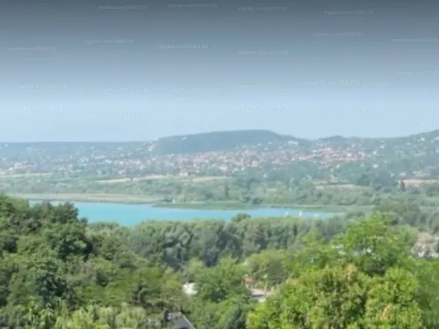 Eladó telek Balatonfűzfő 500 nm