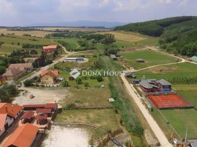 Eladó telek Nőtincs 23005 nm