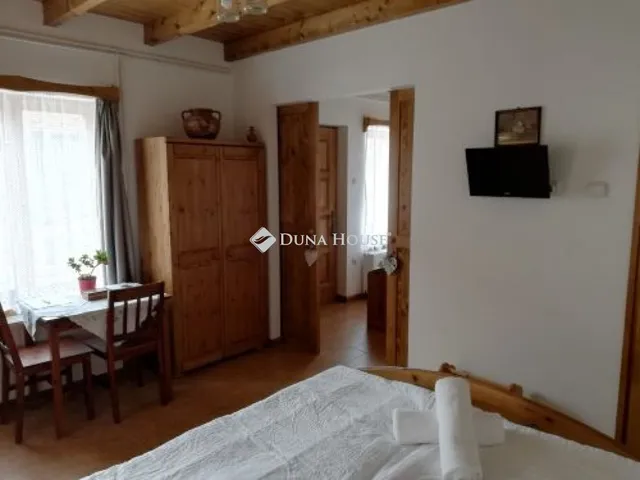 Eladó kereskedelmi és ipari ingatlan Gyöngyöspata 200 nm