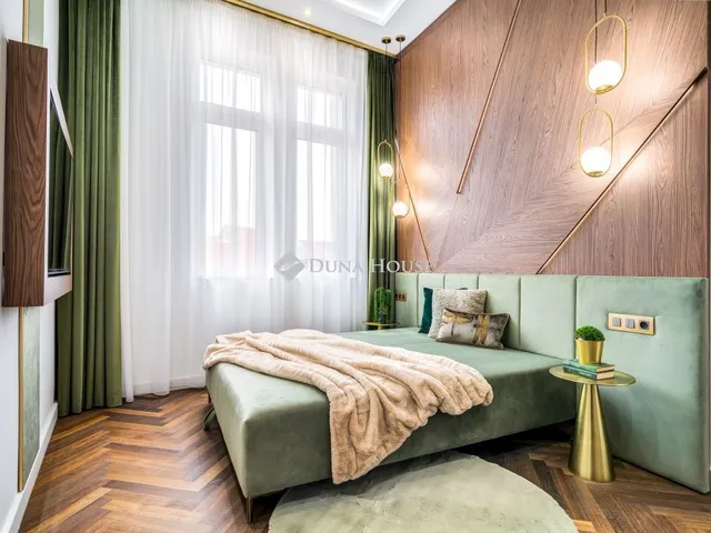 Eladó lakás Budapest V. kerület 98 nm