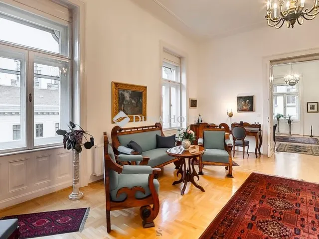 Eladó lakás Budapest V. kerület 176 nm