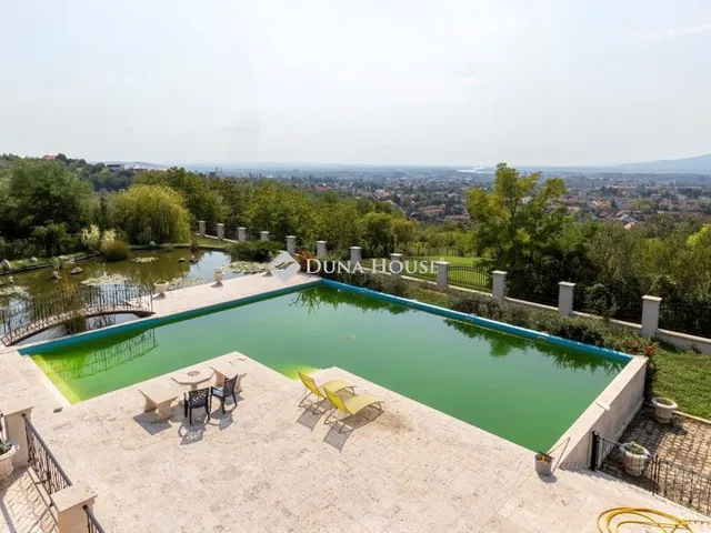 Eladó ház Vác 1015 nm