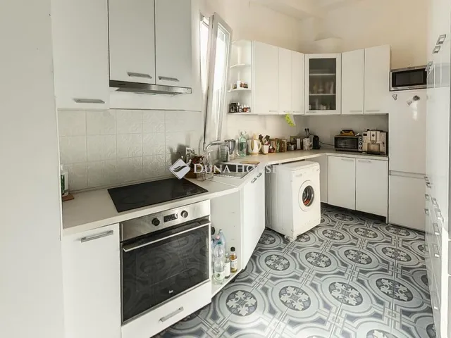 Eladó lakás Budapest VIII. kerület, Baross utca 77 nm